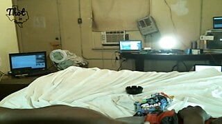 Thot in Texas – Big Wobbly Booty Just Chilling