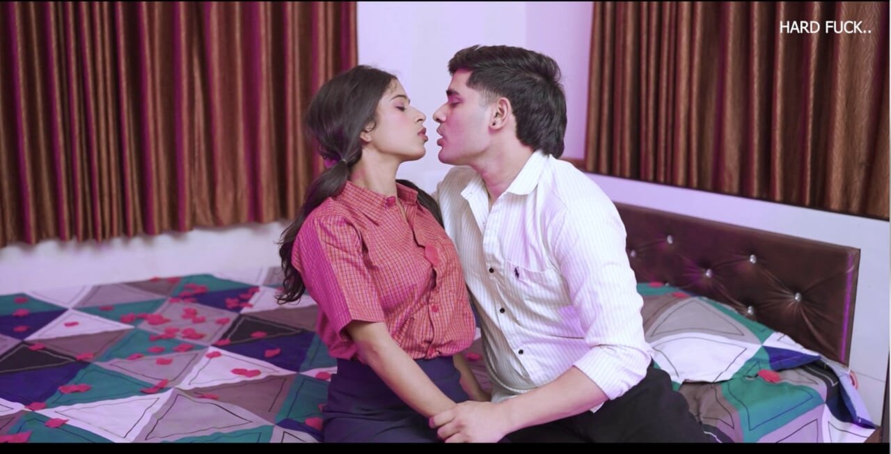 School ki ladki ne apne boyfriend ko ghar per Bulaya aur uske sath Kiya sex hardfucking  Clear Hindi Audio