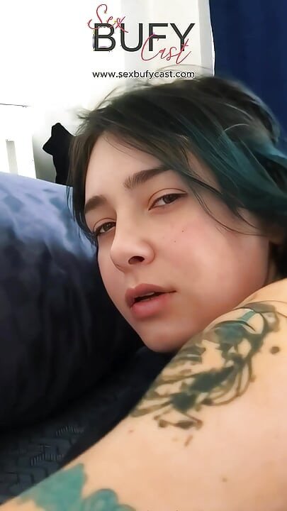 He is fat but has expenses. Turkish girl.