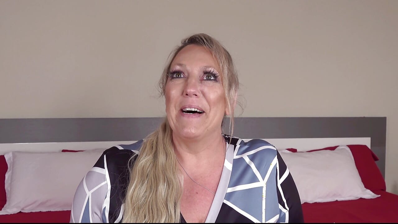 Desperate Amateurs hot big tit babes getting their tight pussies smashed hard many are here for the first time and have bills to